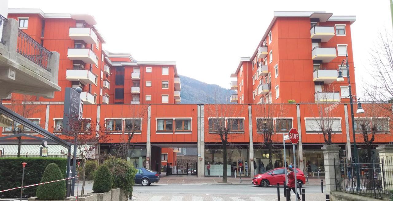 蒂拉诺Lucini Ai Portici公寓 外观 照片